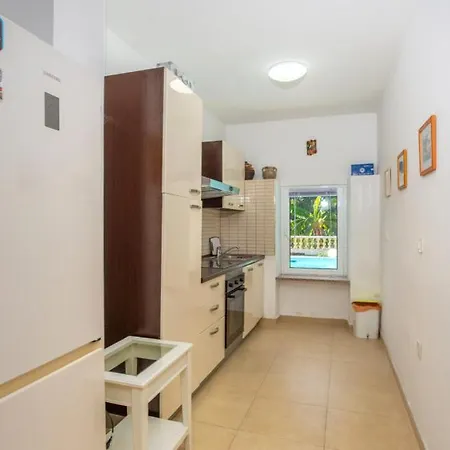 Marijana By Guide Breza