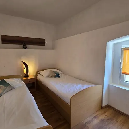 Marijana By Guide Breza