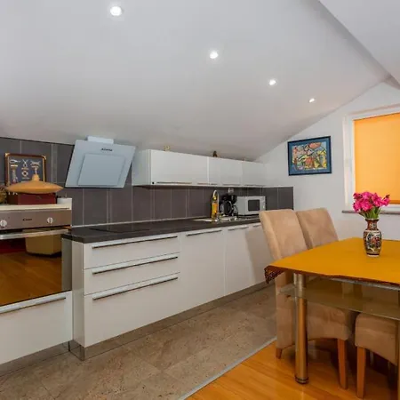 Villa Marijana By Guide