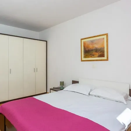 别墅 Marijana By Guide