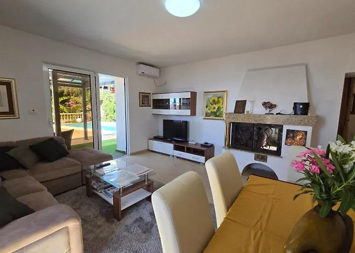 Marijana By Guide Breza